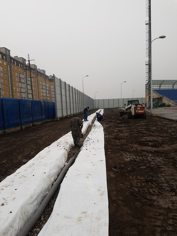 Устройство дренажа для спортивной площадки г. Калининград стадион Сельма