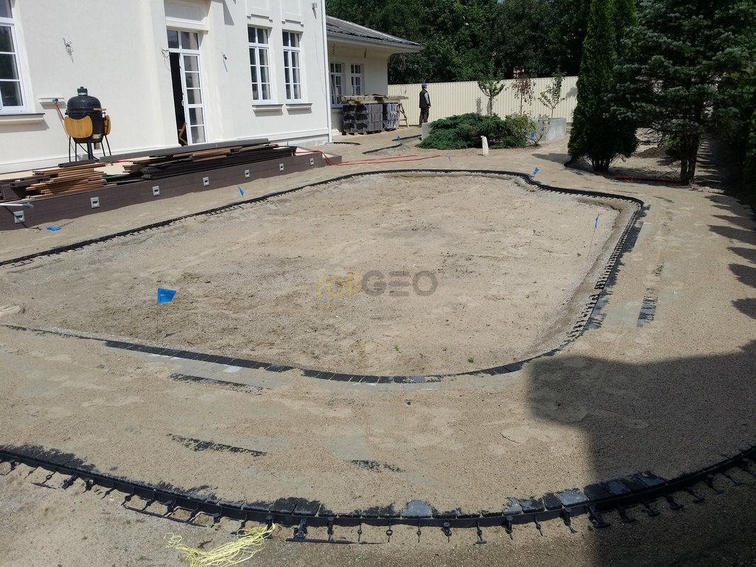 Благоустройство частного дома.установка системы автополива 