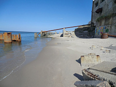 Восстановление обваловки фундамента насосной станции Калининградского янтарного комбината.