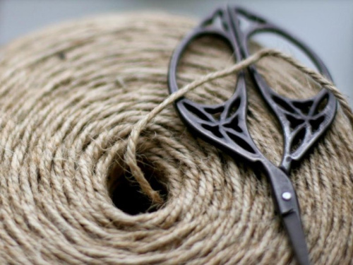 Шпагат джутовый 1,18 КТекс (1 бобина 2,4кг = 1 941,6 мп)