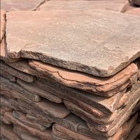 Камень красный галтованный 3 см