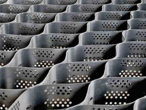 Георешетка объемная с перфорацией ГА ОР 50/210, размер модуля 3,0 м х 6,2 м (1шт. = 18,6 м2) 