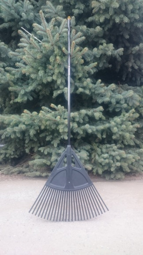 Грабли веерные "УМЕЛЕЦ" чёрные Protex