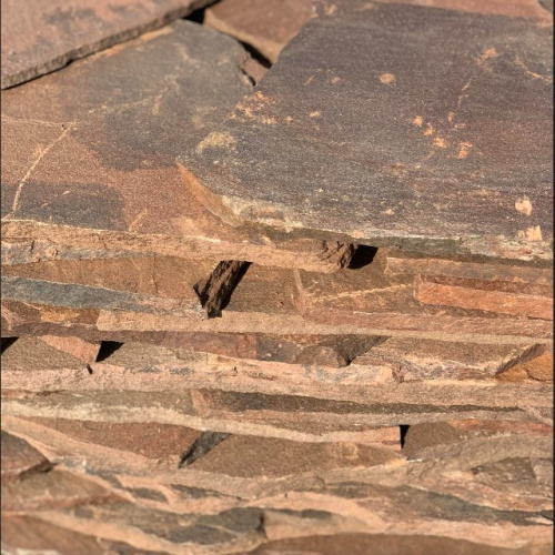 Камень красный 1,5 см