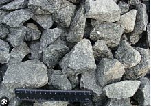 Щебень гранитный ЧЕРНЫЙ фр. 40-70 мм (20 кг)